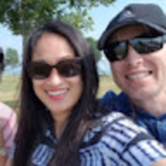 Meet your Posher, Fransiska - Picture 1 of 1